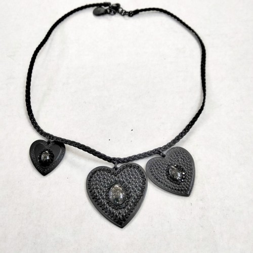 Collier gas ras du cou - ", "